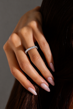 Geometrische Zirkonia Statement Ring